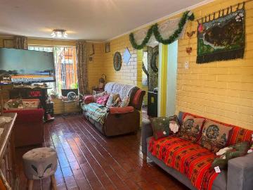 Casa ideal para comercio en plena Avenida 1587 | Dormitorios por 129900. 00 en Puente Alto