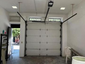 Casa Ideal para habitar o como Inversión, Col. Larralde, Mty, NL