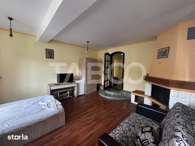 Casa ideala pentru muncitori de inchiriat 5 camere + curte