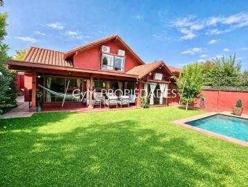 CASA IMPECABLE LOS TRAPENSES/ LAS HUALTATAS