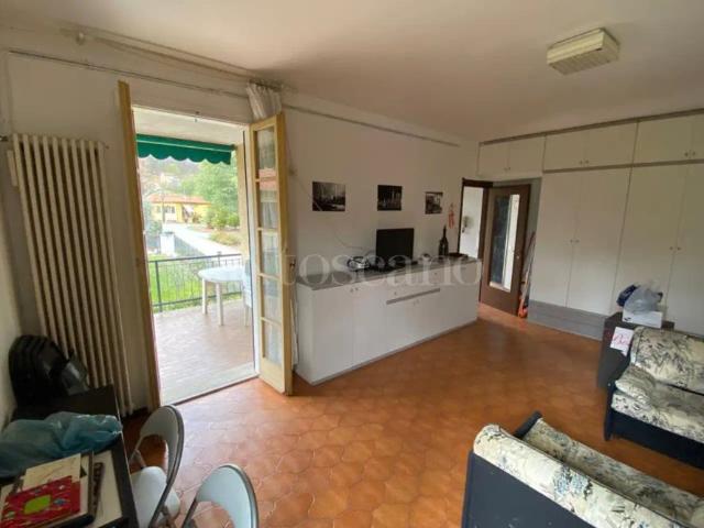 Casa in affitto Via L. Colombo, Lavena Ponte Tresa rif. 162/2026