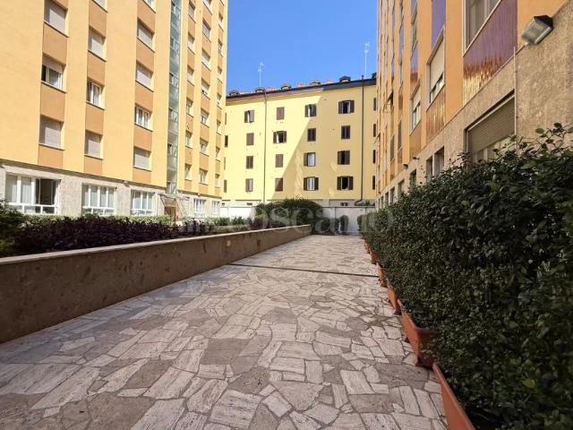 Casa in affitto Via Salasco, Milano rif. 19/2026