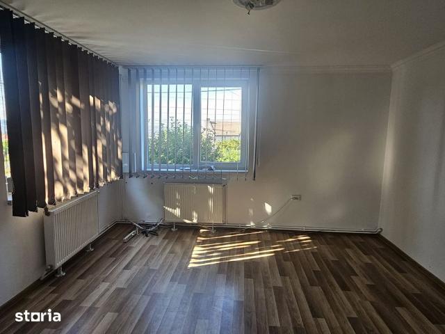 Casa in Andrei Muresanu, 128 mp utili, curte 304 mp!