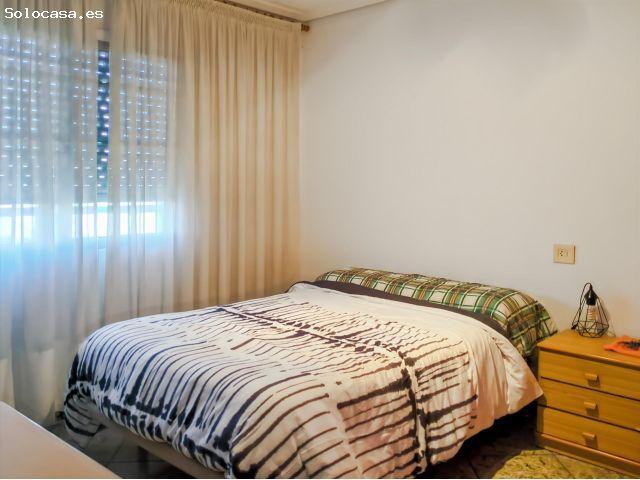 Casa independiente con nave industrial y parcela