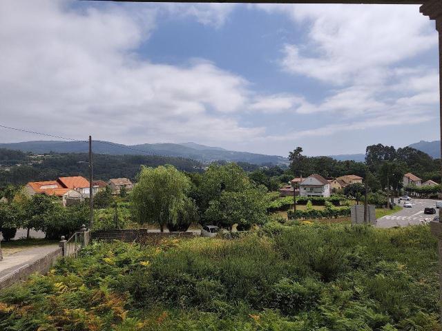 CASA INDEPENDIENTE CON GRAN FINCA Y POTENCIAL TURÍSTICO JUNTO AL CAMINO DE SANTIAGO
