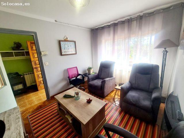 Casa independiente con jardín y terraza a escasos minutos de la playa en Tapia de Casariego