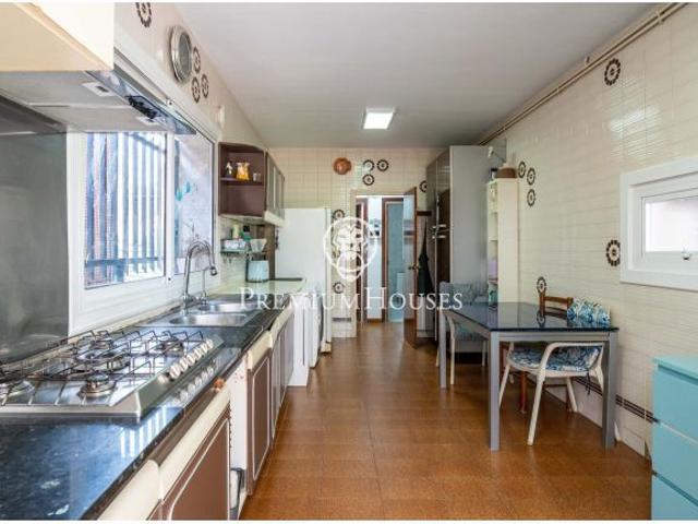 Casa independiente con vistas despejadas en Montmar
