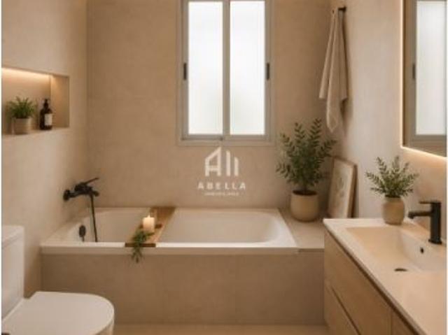 Casa independiente de 270 m² con piscina, gran parcela y un potencial