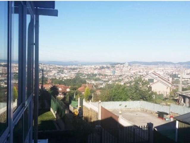 CASA INDEPENDIENTE DE 2 PLANTAS CON INCREIBLES VISTAS A LA RIA