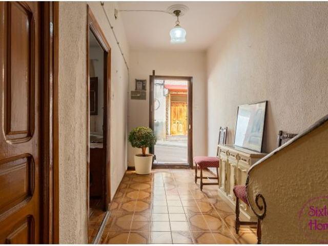 Casa independiente de cuatro dormitorios en Andorra