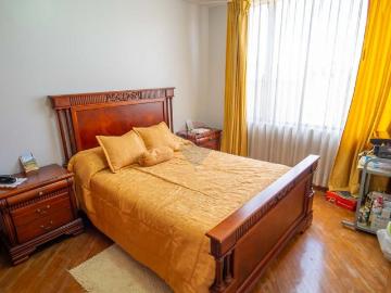 Casa independiente de venta en calderon patio