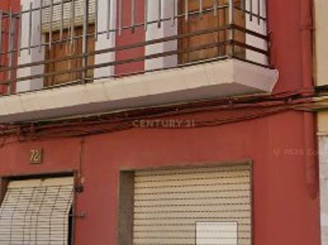 Casa Independiente en Carcaixent – Oportunidad de Inversión | Se Admiten Ofertas