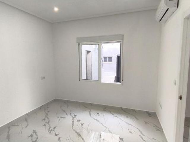 CASA INDEPENDIENTE EN PLANTA BAJA REFORMADA Y CON SOLARIUM