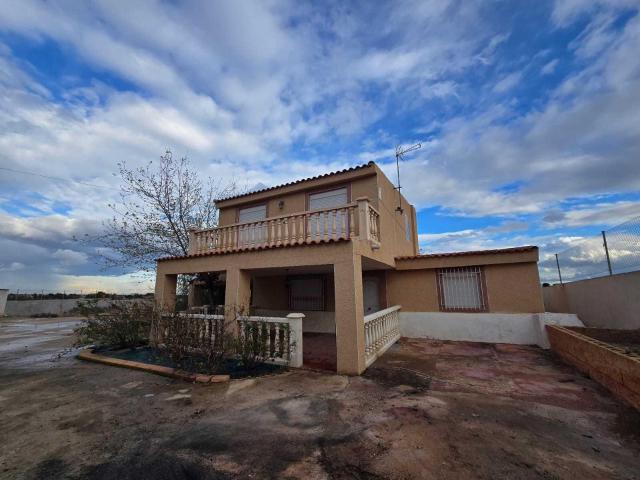 Casa independiente en venta en La Partida Cañada Alicante