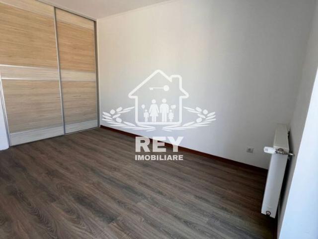 Casa individuală 3 dormitoare mobilată utilală zona LIDL | C.Cisnădiei