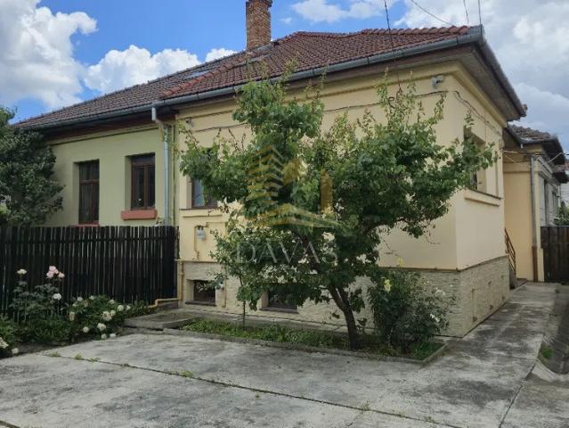 Casa individuală 5 camere + Graj inclusă in preț 2 4 mașini | Marasti | Clujana