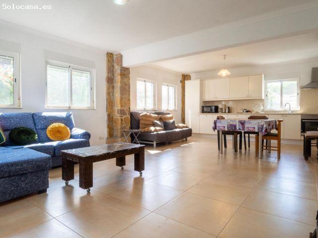 Casa individual con jardín privado zona Puig Sec