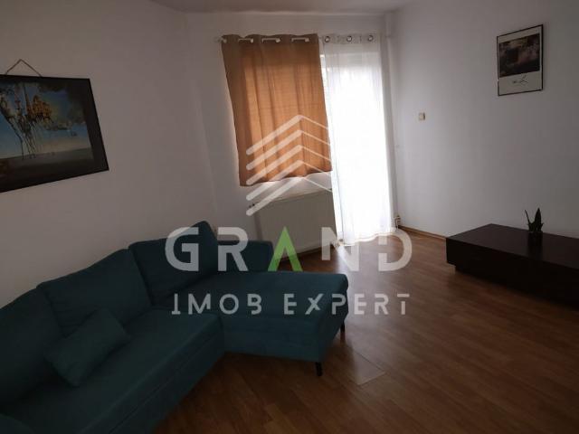 Casa individuală de închiriat | 3 camere | Curte | Terasă