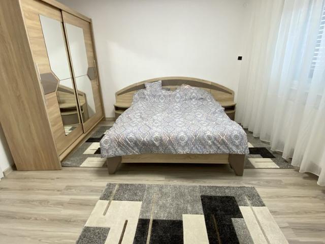 Casa individuală P+E. 5 camere. 2 Garaje. Rogerius Str. Luminiței
