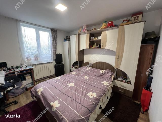 Casa individuala cu 5 camere si 3 bai cu teren de 356 mp zona Veterani