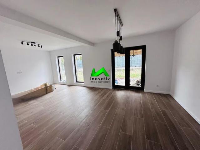Casa individuala de inchiriat 5 camere Sibiu Cisnadie