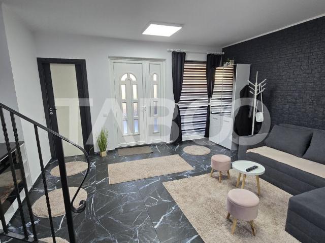 Casa individuala de vanzare 4 camere 2 bai balcon si parcare Selimbar