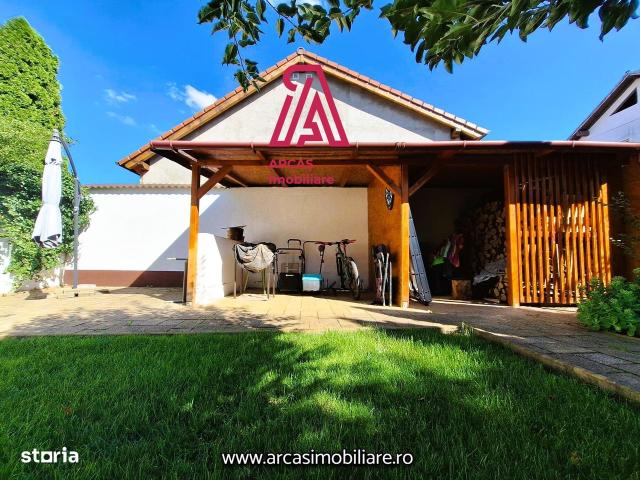 Casa individuala de vanzare cu 5 camere zona Sub Arini!