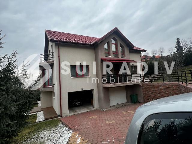 Casa individuala, teren de 850 mp, 2 garaje Europa