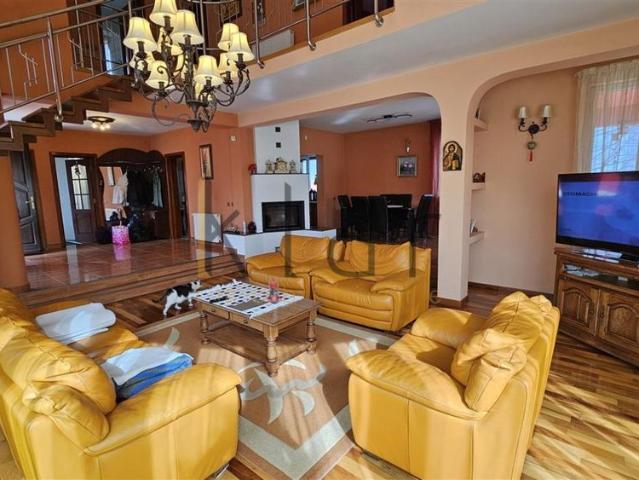 Casa individuala 180mp teren 680mp2 parcari Europa