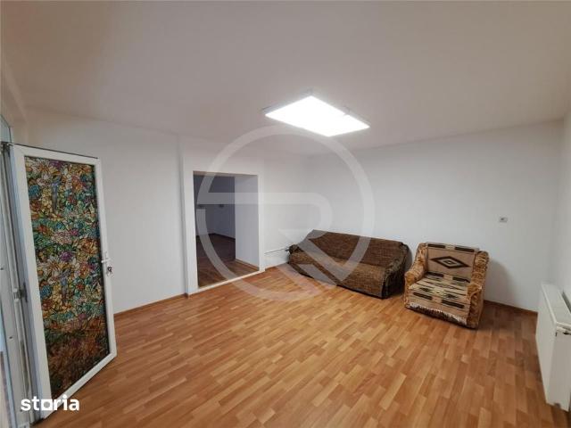 Casa individuala, 120 mp utili + 20 locuri parcare, situat in cartieru