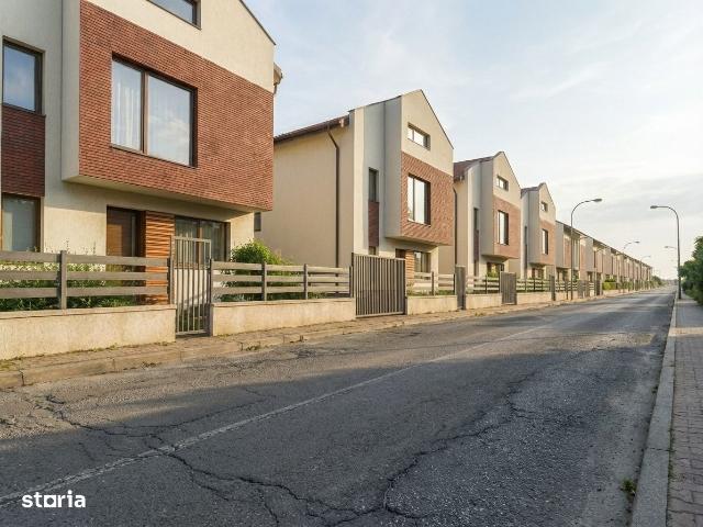 Casa individuala, 4 camere, scoala, toate utilitatile, Comision 0