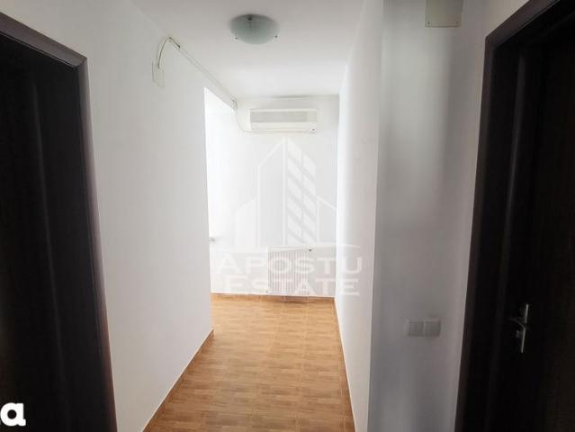 Casa individuala,4 camere,2 bai,Dumbravita