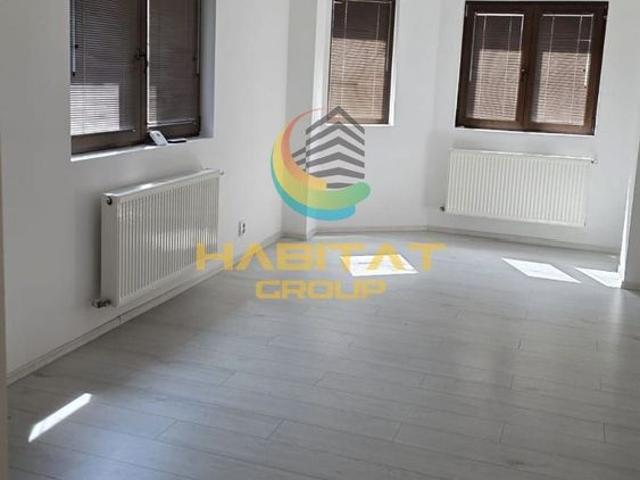 Casa individuala 6 camere teren 200mp Popesti