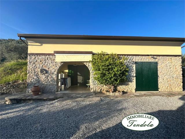 Casa indipendente a basso consumo a Castelnuovo Magra