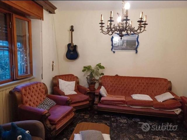 Casa indipendente a San Giuliano Terme
