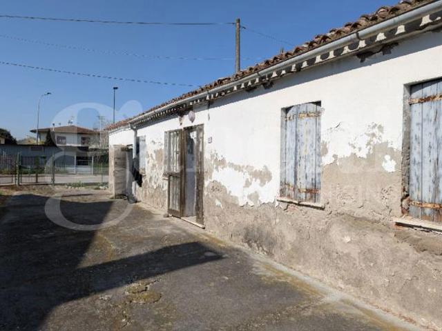 Casa Indipendente Agna. Rif.: C0740VRG