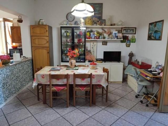 Casa Indipendente Cassano all'Ionio. Rif.: 33380