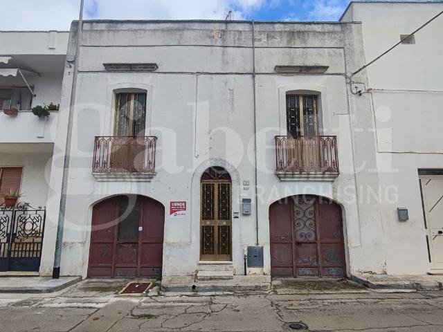 Casa indipendente con giardino a Taviano