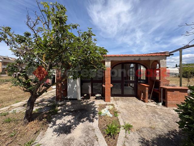 Casa indipendente con giardino a Terracina