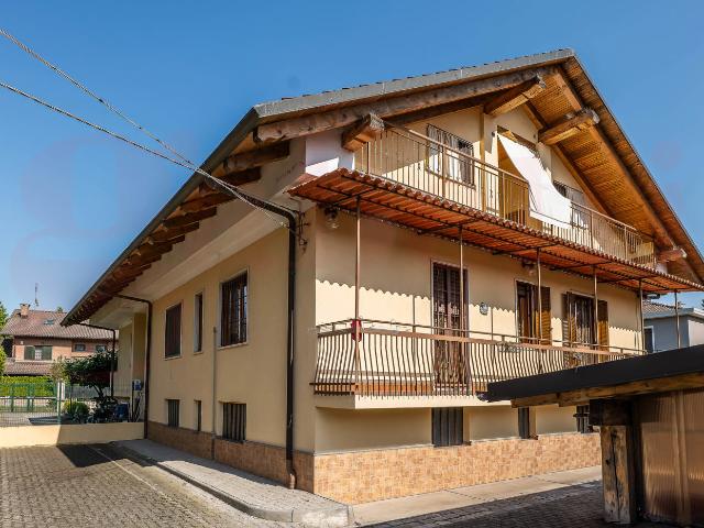 Casa indipendente con giardino a Torino