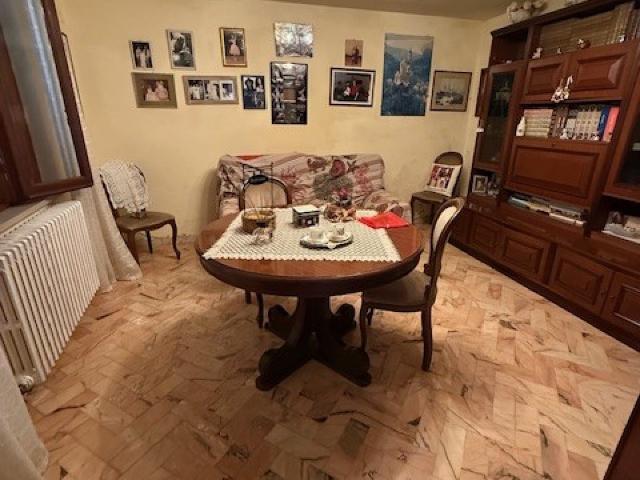 Casa indipendente con giardino a Camaiore