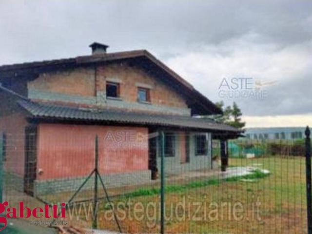Casa indipendente con giardino a Cherasco