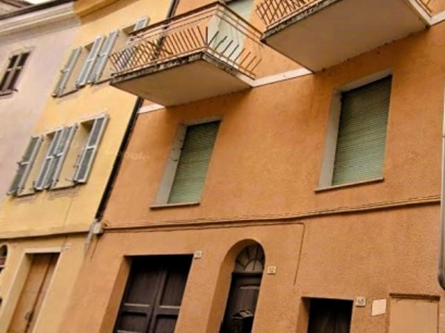 Casa indipendente con giardino a Garessio