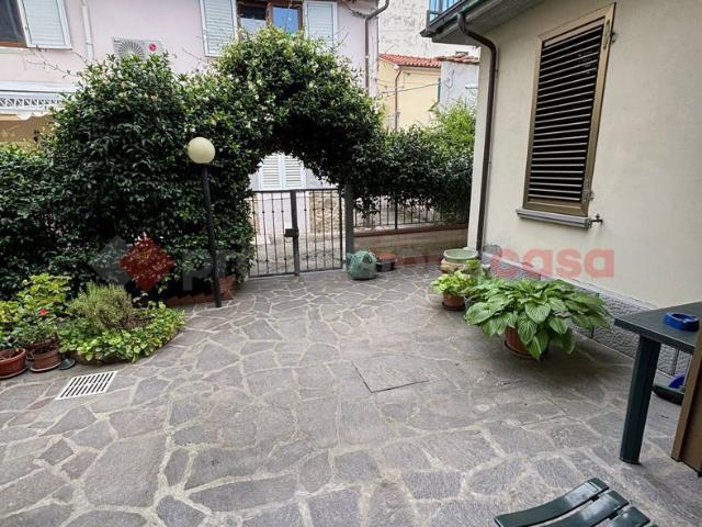 Casa indipendente con giardino a Montecatini Terme