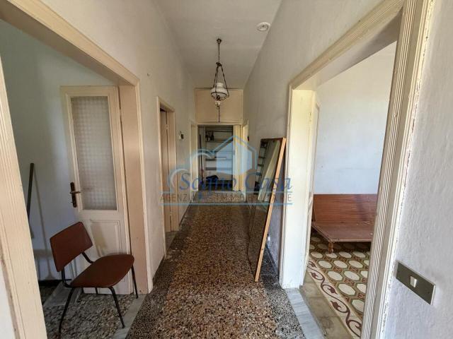 Casa indipendente con giardino a Ortonovo