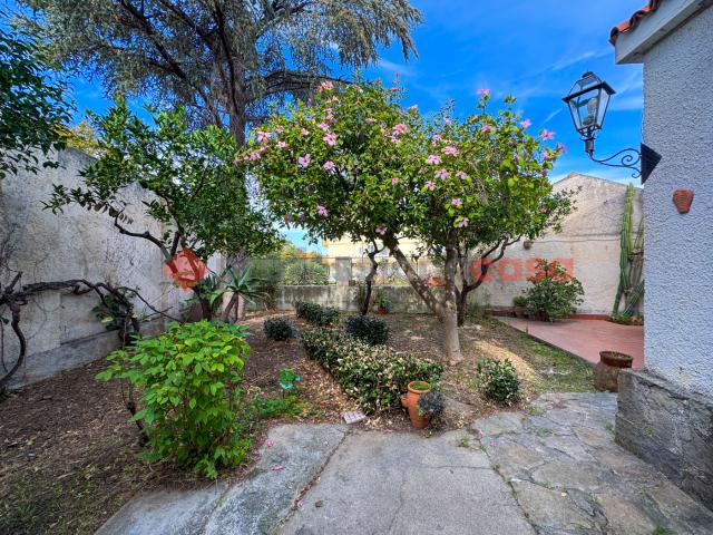 Casa indipendente con giardino a Pace del Mela