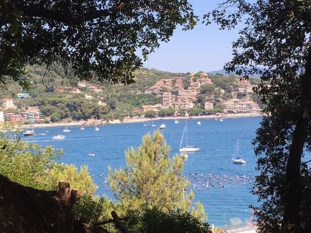 Casa indipendente con giardino a Portovenere