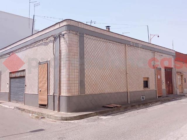 Casa indipendente con giardino a Sava