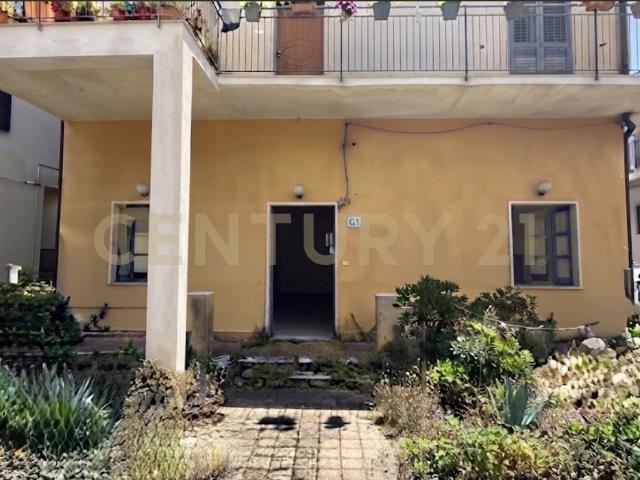 Casa indipendente con giardino in via mazzini 61, Trecastagni