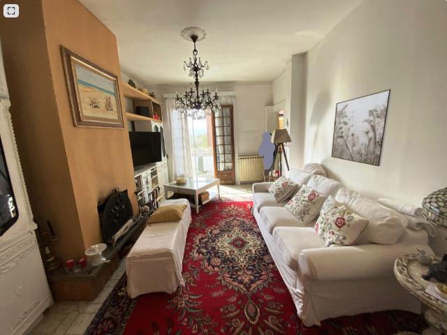 Casa indipendente con giardino in via canale 40, Castelnuovo Magra